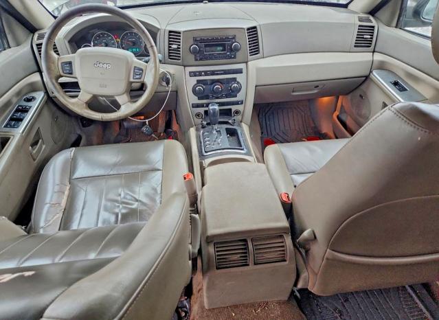 1J8GR48K17C606006 - 2007 JEEP GRAND CHER LAREDO SILVER photo 8