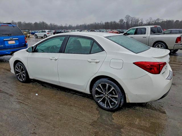 2T1BURHE5JC063880 - 2018 TOYOTA COROLLA L 白色 照片 2