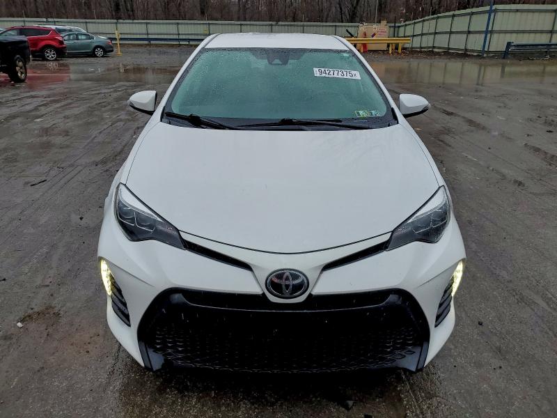 2T1BURHE5JC063880 - 2018 TOYOTA COROLLA L 白色 照片 5