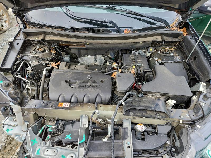 JA4AD3A3XKZ026844 - 2019 MITSUBISHI OUTLANDER SE 黑色 照片 12