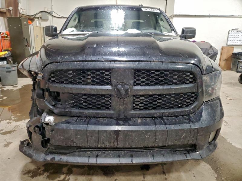 3C6RR7KT4HG774487 - 2017 RAM 1500 ST BLACK photo 5