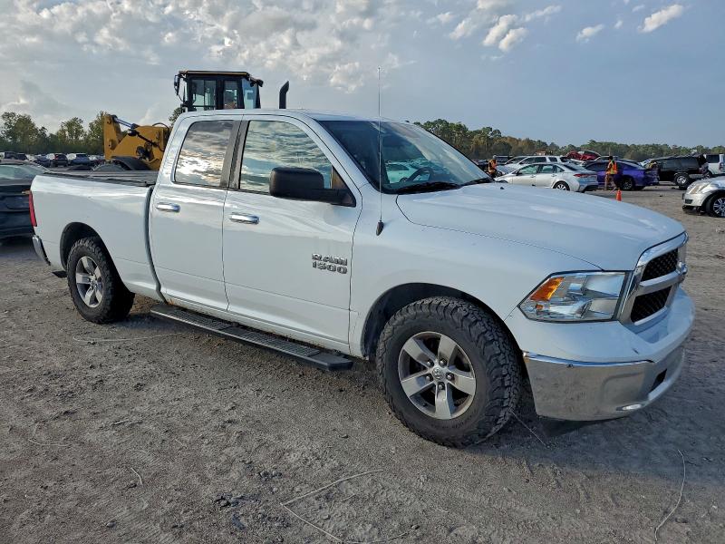 1C6RR6GG1GS376022 - 2016 RAM 1500 SLT Белый фото 4