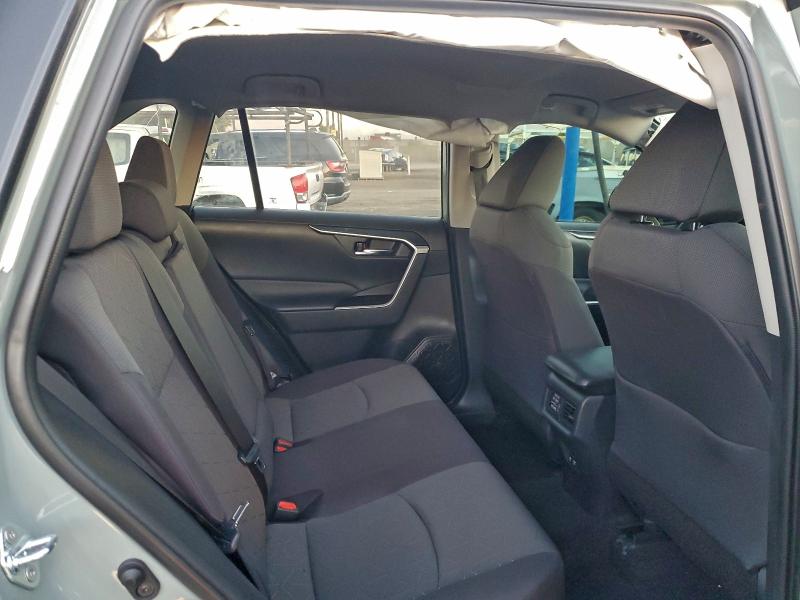 2T3W1RFV3MW166190 - 2021 TOYOTA RAV4 XLE GRAY photo 11