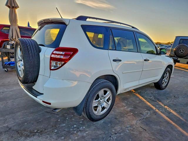 JTMZF33V49D005061 - 2009 TOYOTA RAV4 白色 照片 3