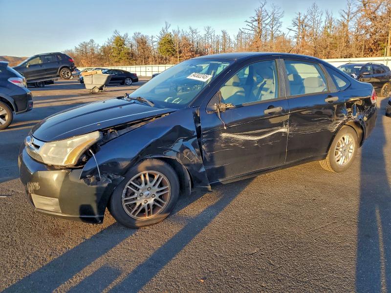 2009 FORD FOCUS SE, 