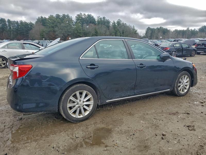 4T4BF1FK2CR177010 - 2012 TOYOTA CAMRY BASE BLACK photo 3