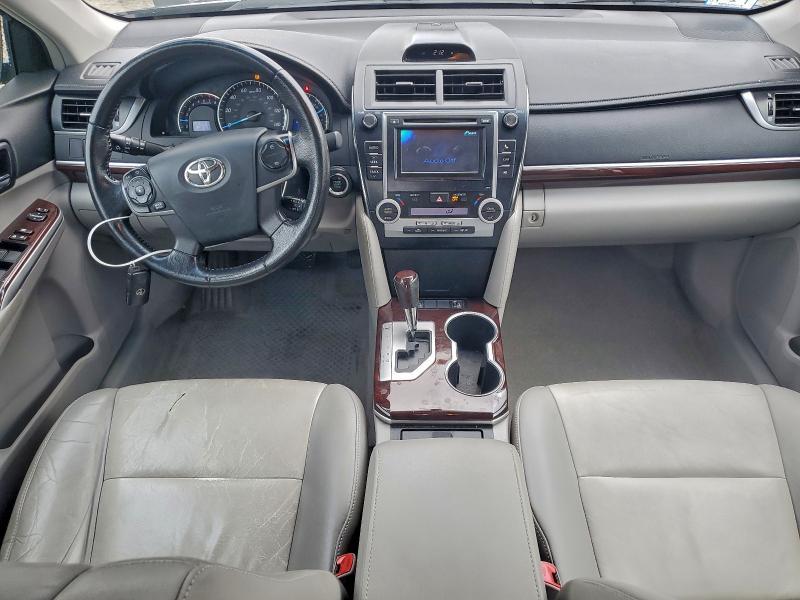 4T4BF1FK2CR177010 - 2012 TOYOTA CAMRY BASE BLACK photo 8