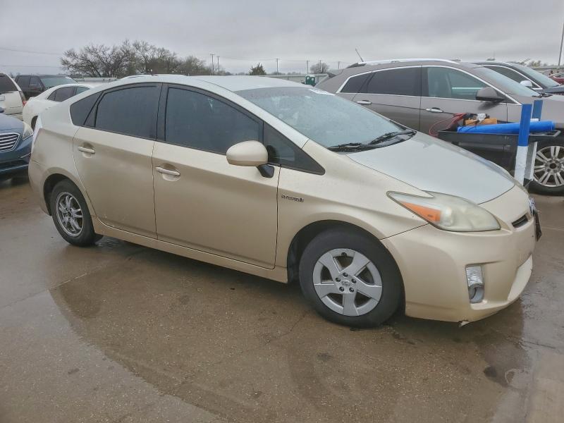 JTDKN3DU5B0295835 - 2011 TOYOTA PRIUS თაფლისფერი ფოტო 4