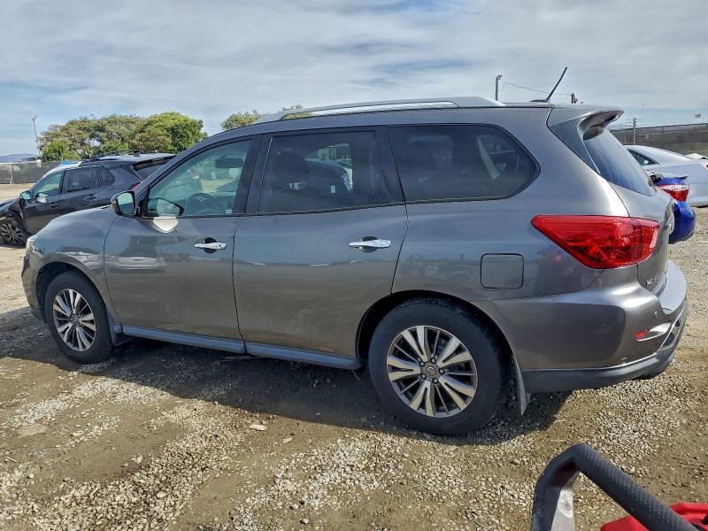 5N1DR2MNXJC664441 - 2018 NISSAN PATHFINDER S GRAY photo 2