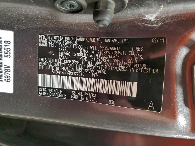 5TDKK3DC6BS122046 - 2011 TOYOTA SIENNA LE GRAY photo 13