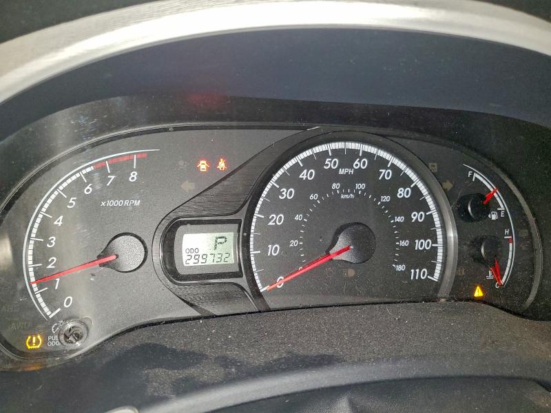 5TDKK3DC6BS122046 - 2011 TOYOTA SIENNA LE GRAY photo 9