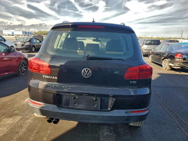 WVGAV7AX3GW542285 - 2016 VOLKSWAGEN TIGUAN S შავი ფოტო 6