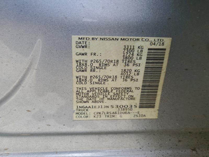 1N6AA1EJ1JN530035 - 2018 NISSAN TITAN S 银色 照片 12