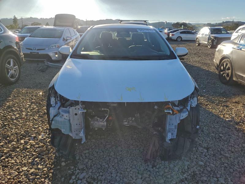 JTDBCMFE0P3022342 - 2023 TOYOTA COROLLA LE 白色 照片 5