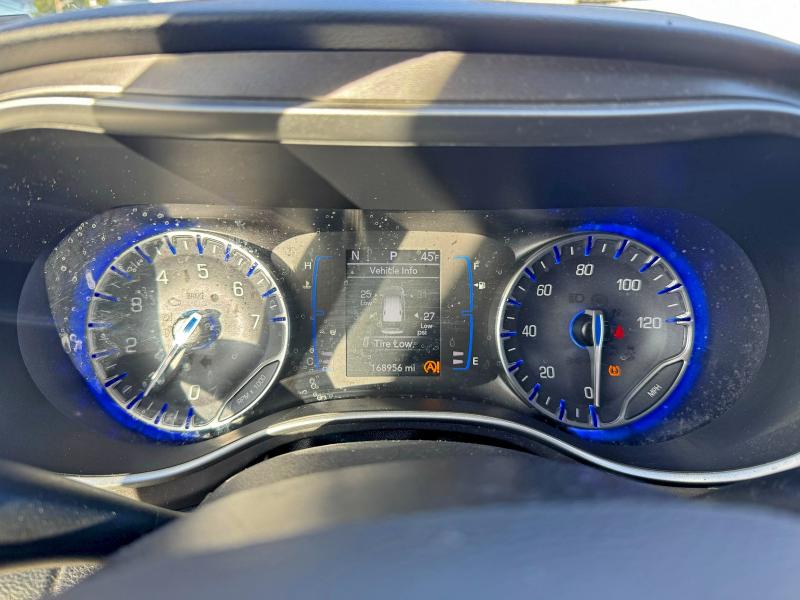 2C4RC1BG6LR176799 - 2020 CHRYSLER PACIFICA TOURING L BLACK photo 8