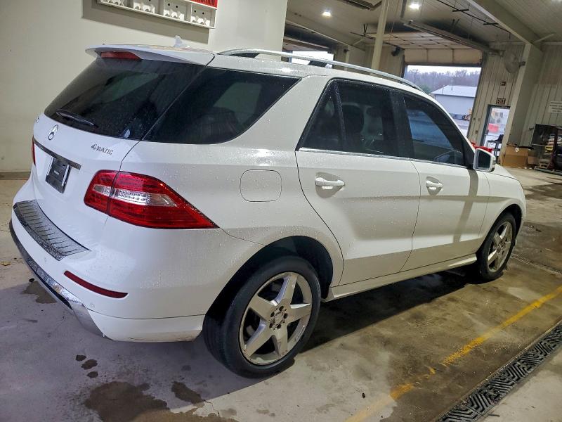 4JGDA5HB9EA422492 - 2014 MERCEDES-BENZ ML 350 4MATIC WHITE photo 3