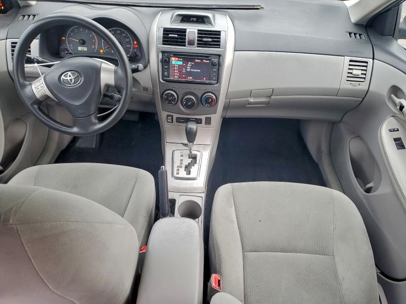 5YFBU4EE3DP212136 - 2013 TOYOTA COROLLA BASE BLUE photo 8