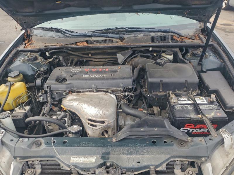 JTDBE30K420099583 - 2002 TOYOTA CAMRY LE GREEN photo 11