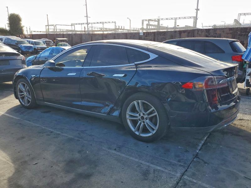 5YJSA1H19EFP60722 - 2014 TESLA MODEL S Mavi foto 2