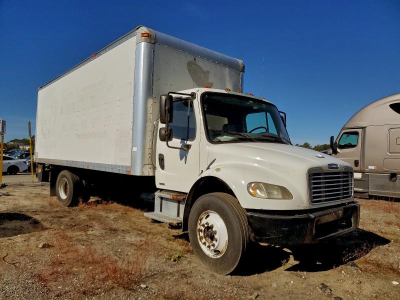 1FVACWDT99HAJ9137 - 2009 FREIGHTLINER M2 106 MEDIUM DUTY WHITE photo 4