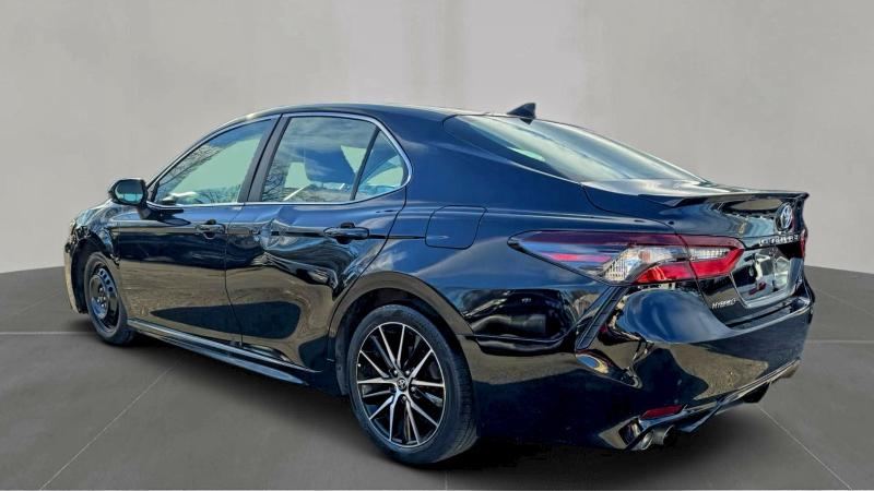 4T1S31AK2MU021965 - 2021 TOYOTA CAMRY SE 黑色 照片 3