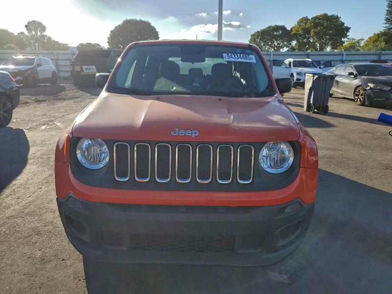 ZACCJAAB6HPF88556 - 2017 JEEP RENEGADE SPORT ORANGE photo 5