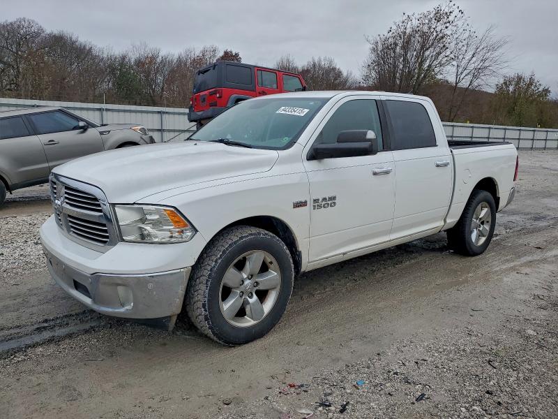 2016 RAM 1500 SLT, 