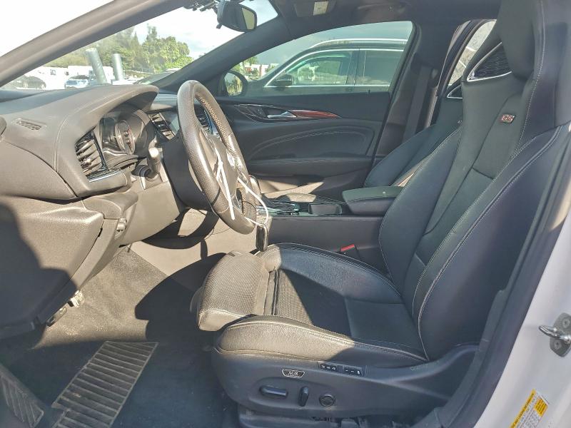 W04GS6SS6J1110311 - 2018 BUICK REGAL GS Weiß Foto 7
