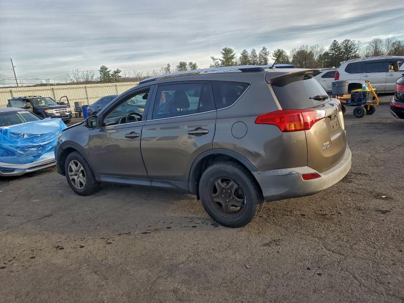 JTMBFREV8ED056932 - 2014 TOYOTA RAV4 LE GRAY photo 2
