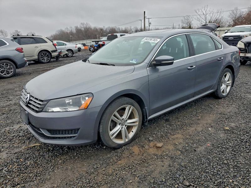 2014 VOLKSWAGEN PASSAT SE, 