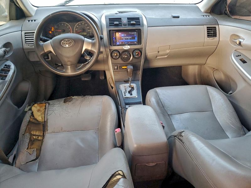 JTDBU4EE8AJ080913 - 2010 TOYOTA COROLLA BASE أسود صورة 8