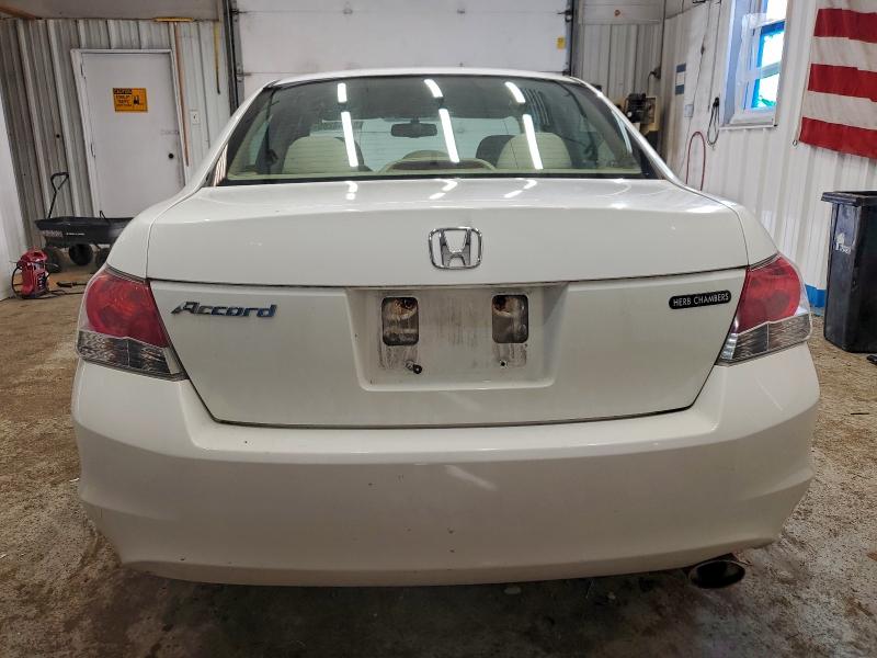 1HGCP264X8A138358 - 2008 HONDA ACCORD LXP WHITE photo 6