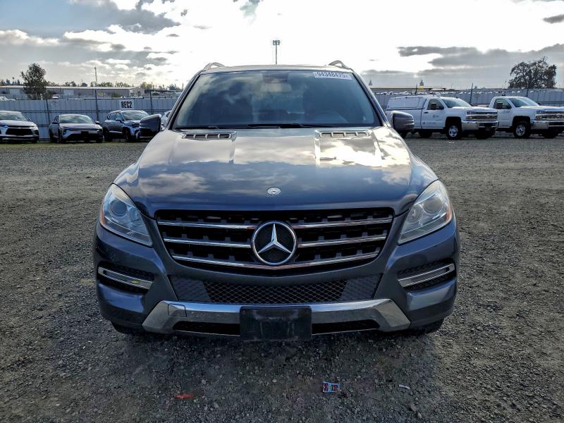 4JGDA5HB9DA247871 - 2013 MERCEDES-BENZ ML 350 4MATIC GRAY photo 5