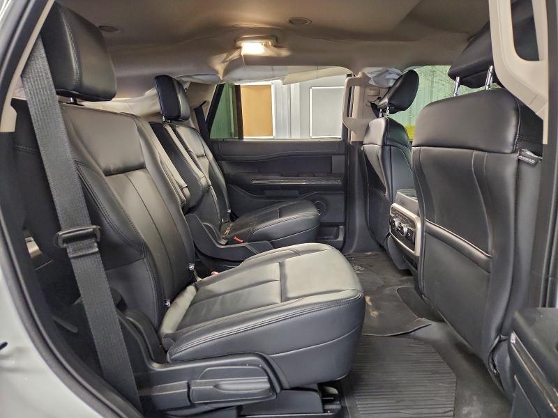 1FMJU1J86REB07794 - 2024 FORD EXPEDITION XLT WHITE photo 11