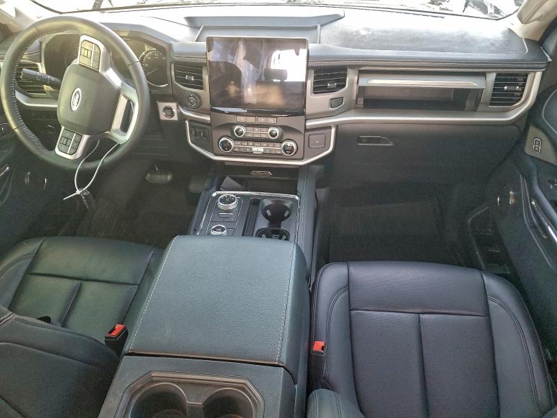 1FMJU1J86REB07794 - 2024 FORD EXPEDITION XLT WHITE photo 8