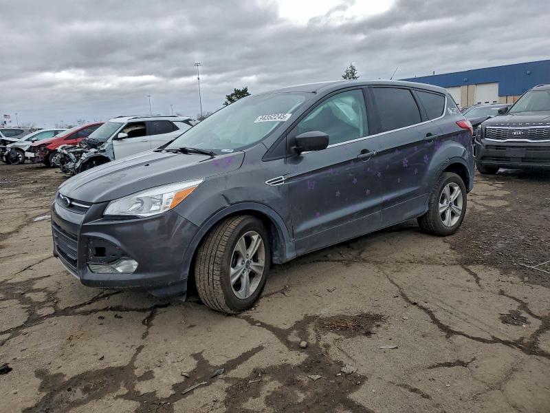 2016 FORD ESCAPE SE, 