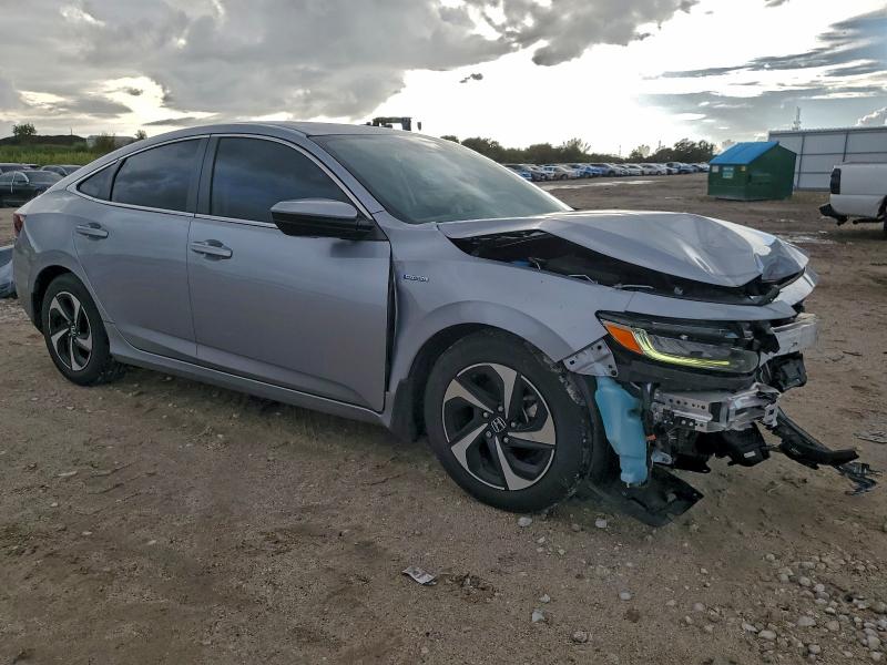 19XZE4F52NE011129 - 2022 HONDA INSIGHT EX SILVER photo 4