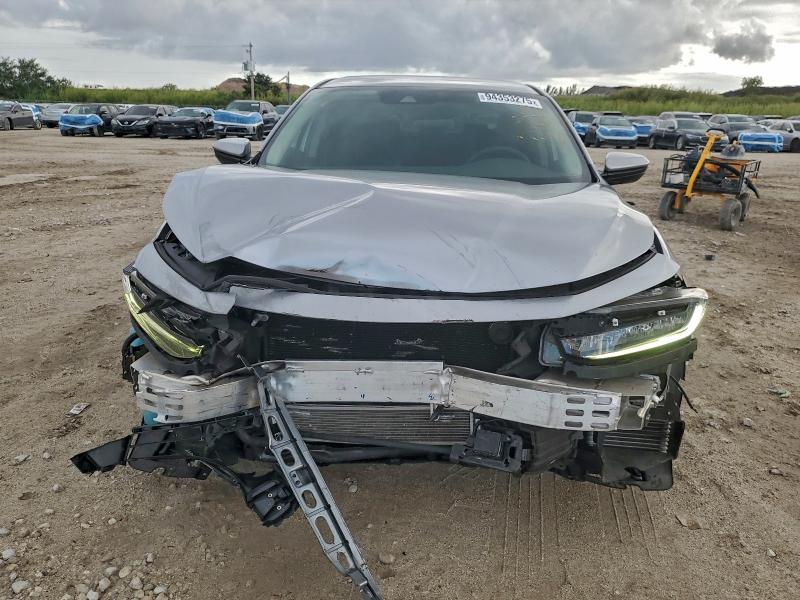 19XZE4F52NE011129 - 2022 HONDA INSIGHT EX SILVER photo 5