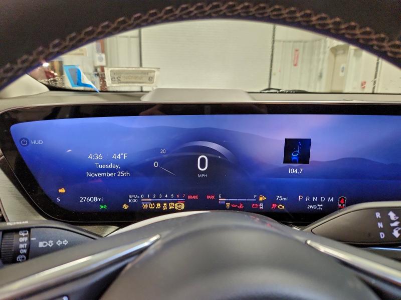 LRBFZME42RD067481 - 2024 BUICK ENVISION PREFERRED Gümüş foto 9