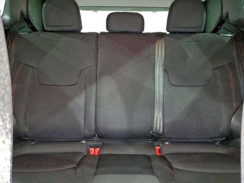 ZACNJDC10PPP70568 - 2023 JEEP RENEGADE TRAILHAWK RED photo 10