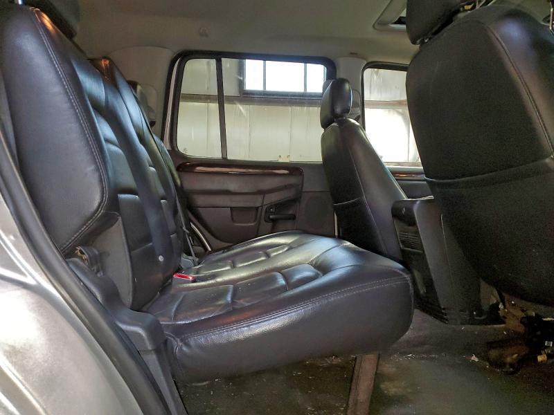 1FMDU65W35UA26125 - 2005 FORD EXPLORER LIMITED SILVER photo 11