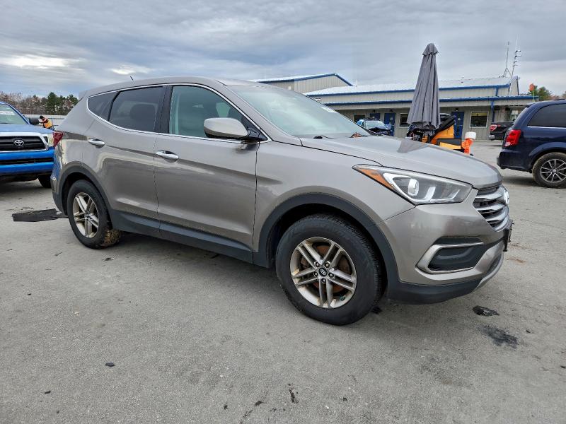 5NMZTDLB0JH069923 - 2018 HYUNDAI SANTA FE S GRAY photo 4