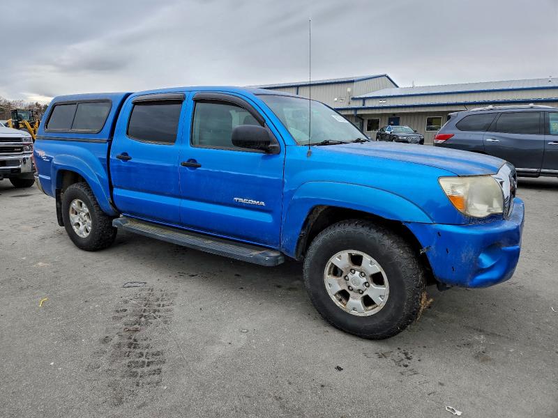 5TELU42N15Z027247 - 2005 TOYOTA TACOMA DOUBLE CAB BLUE photo 4