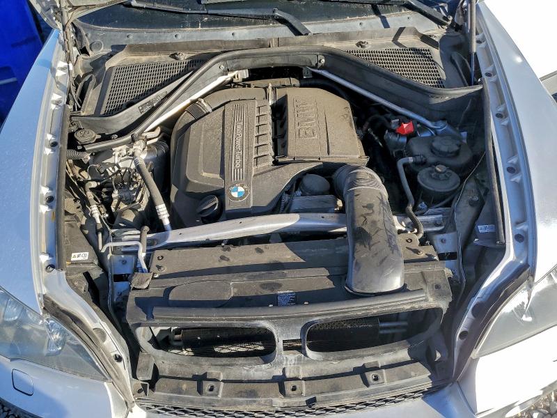 5UXZV4C5XD0E13736 - 2013 BMW X5 XDRIVE35I SILVER photo 12