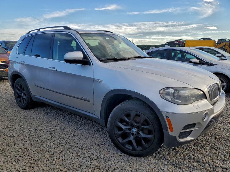 5UXZV4C5XD0E13736 - 2013 BMW X5 XDRIVE35I SILVER photo 4