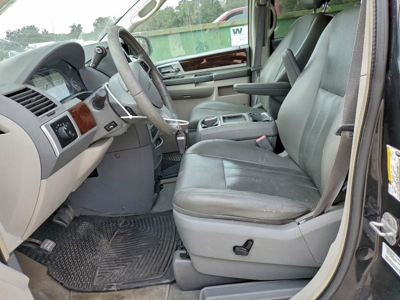 2A4RR5DX6AR345455 - 2010 CHRYSLER TOWN & COU TOURING BLACK photo 7