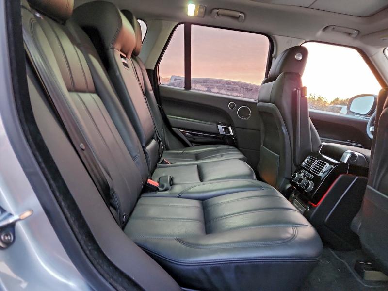 SALGS2FV0HA372377 - 2017 LAND ROVER RANGE ROVE HSE SILVER photo 11