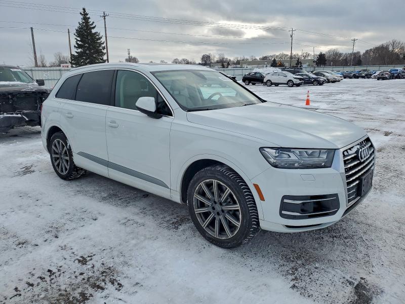 WA1VAAF74JD027610 - 2018 AUDI Q7 PRESTIGE أبيض صورة 4