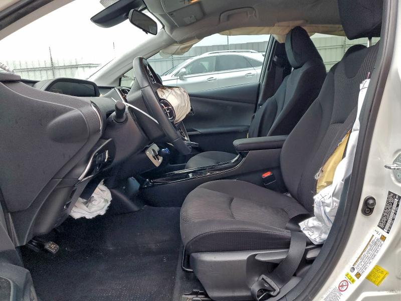 JTDKARFP3H3036144 - 2017 TOYOTA PRIUS PRIM Blanc photo 7