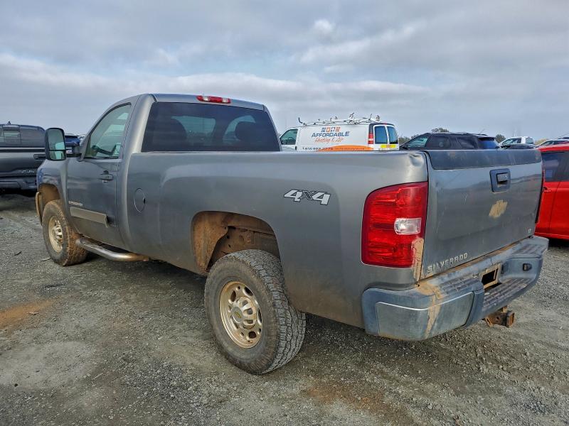 1GCHK24617E564552 - 2007 CHEVROLET SILVERADO K2500 HEAVY DUTY GRAY photo 2